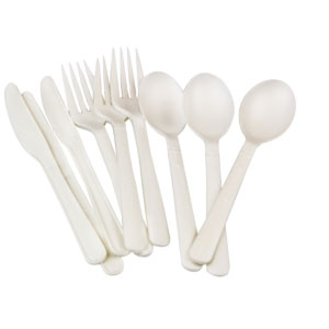 Our compostable biopolymers are used in applications to yield compostable cutlery.